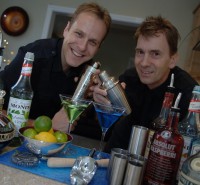Cocktail Parties at Home – Interview with the “Cocktail Shaker Boys”